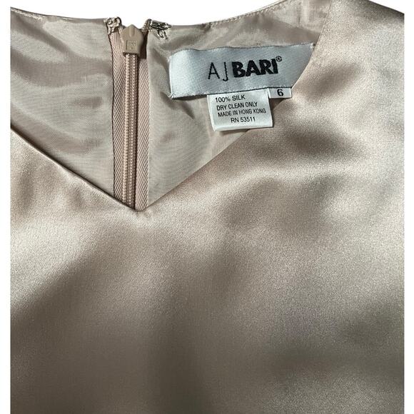 AJ Bari 100% Silk Sleeveless Maxi Dress Champagne Beige Size 6 Old Money Luxury - Picture 9 of 10
